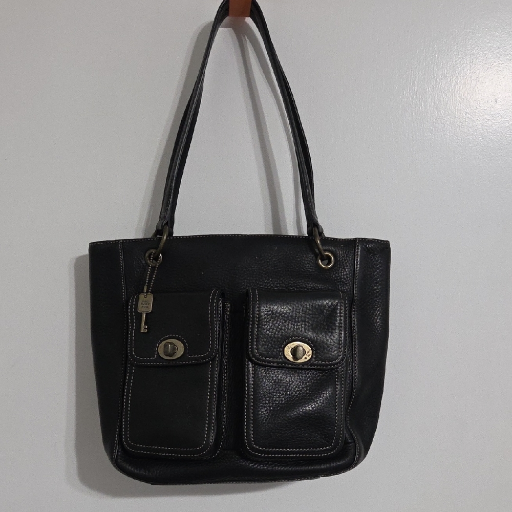 FOSSIL SHOULDER BAG WITH DUST BAG Open To Reasonable Offers